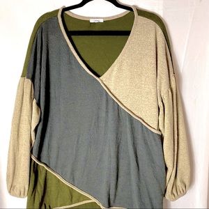 Women's 3X Color Block Sweater